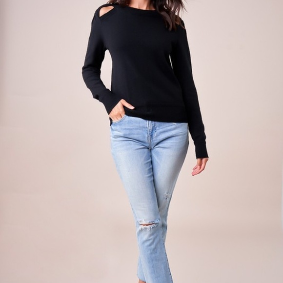 NWT Cut Out Shoulder Sweater - Picture 2 of 7